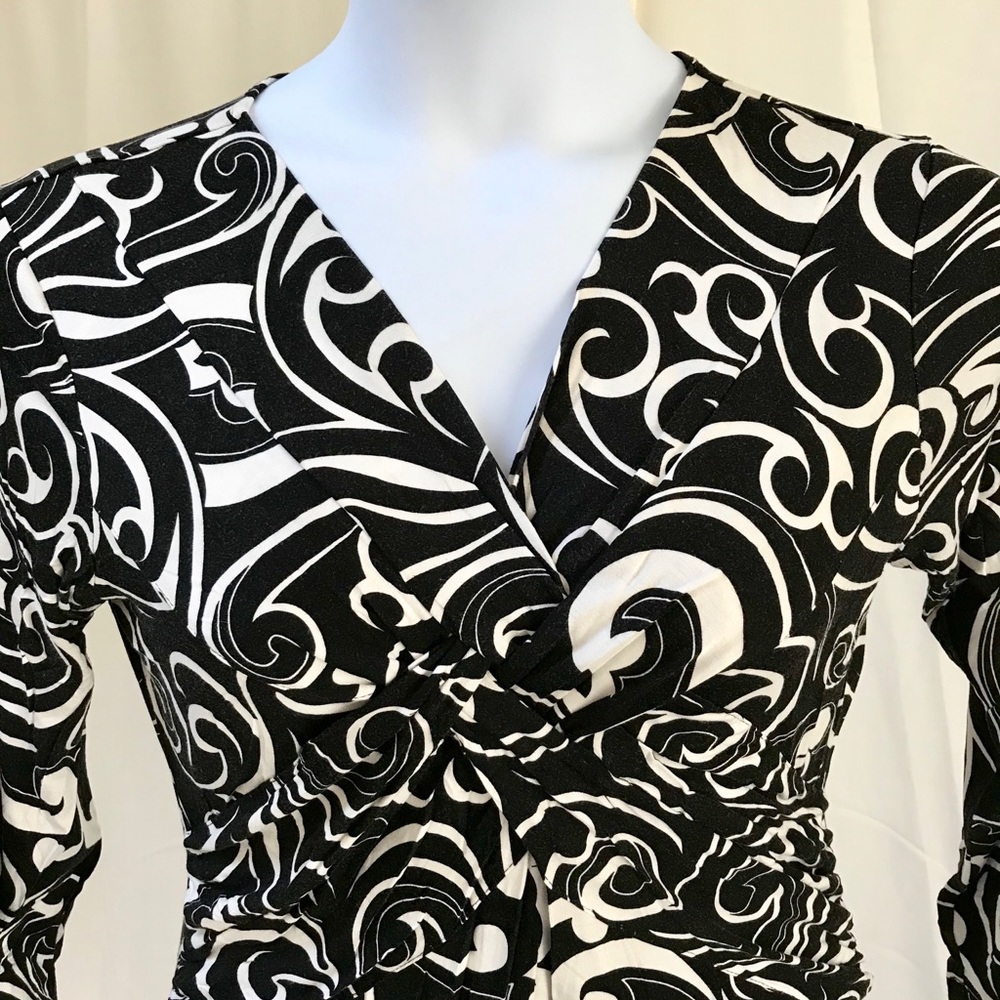 SALE!!  Cable and Guage Top, Size XL